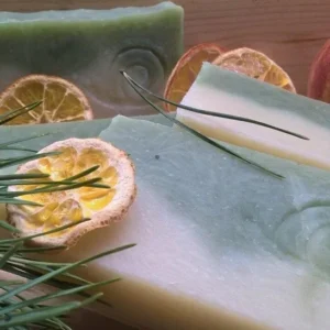 Como Fazer Sabonete Artesanal Sem Soda Cáustica — Seguro e Cheiroso!