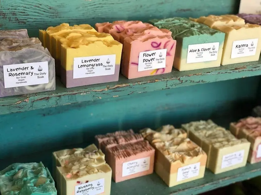 10 Sabonetes Artesanais Perfeitos Para Peles Sensíveis: Descubra Qual é o Melhor 1 10 Sabonetes Artesanais Perfeitos Para Peles Sensíveis: Descubra Qual é o Melhor