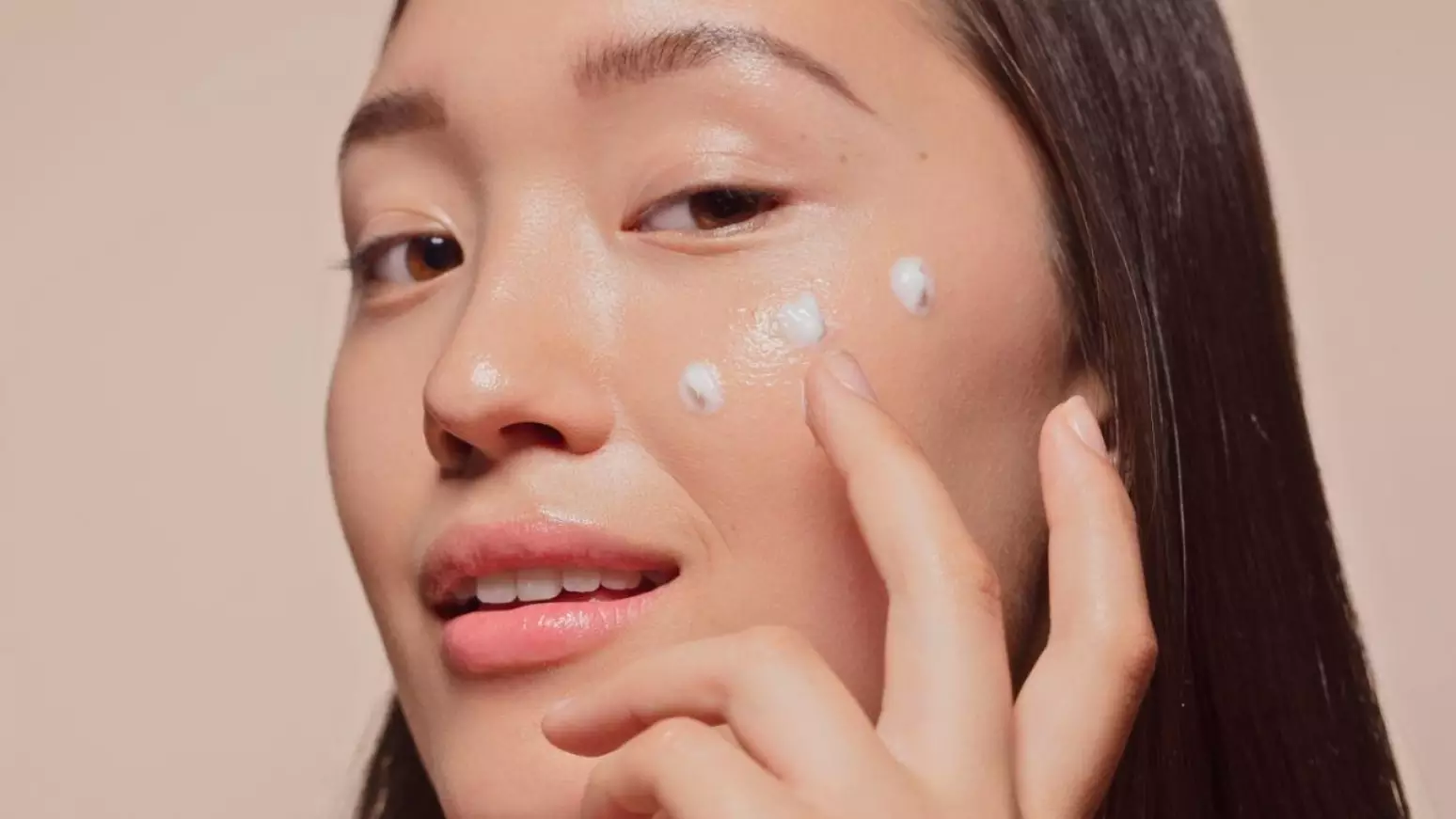 Mercúrio Retrógrado Afeta Sua Beleza? Descubra Como Manter o Glow e Recuperar o Viço Após a Fase Caótica