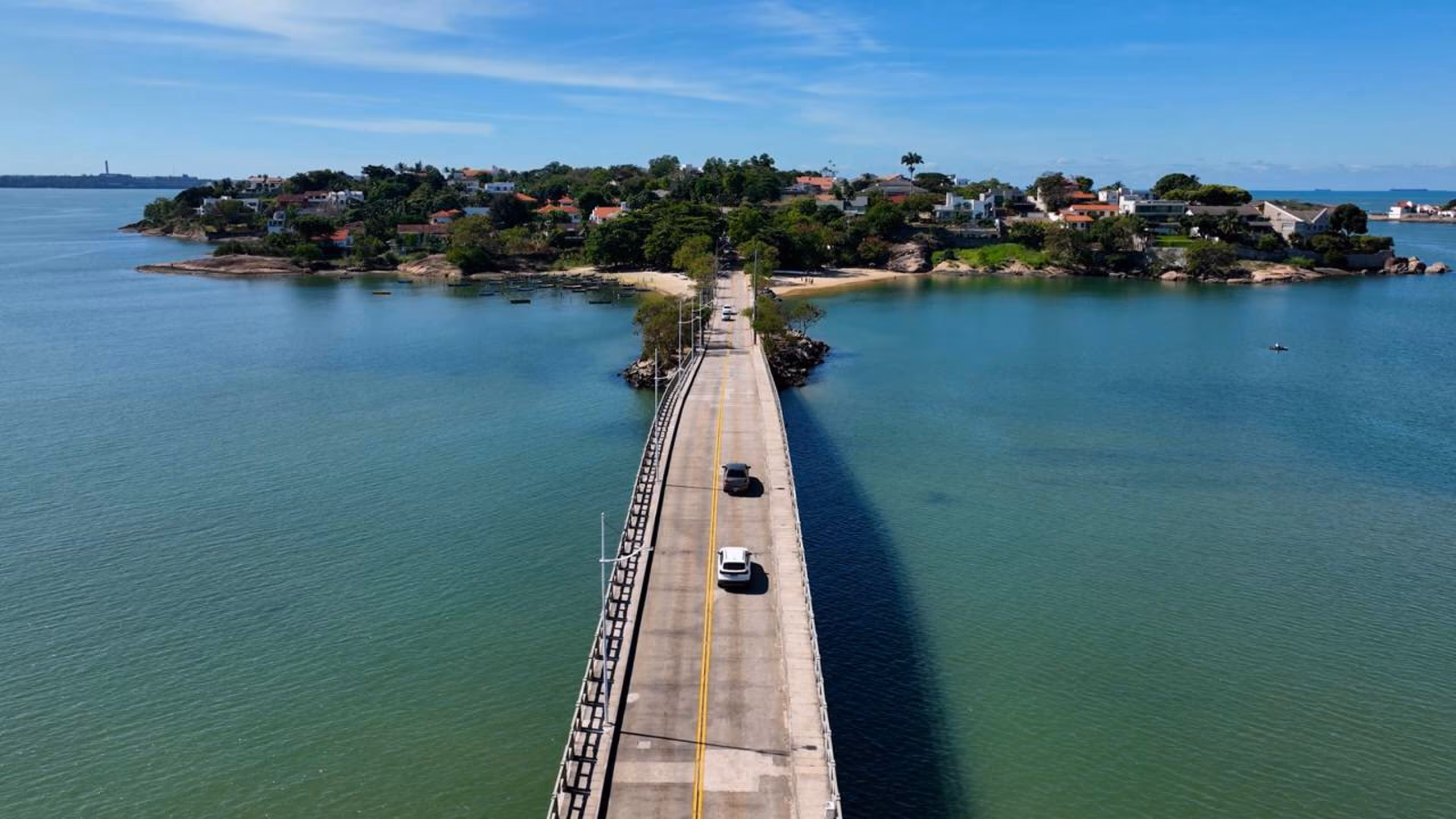 Vitória: A Ilha Capixaba que Combina Qualidade de Vida e Praias Paradisíacas