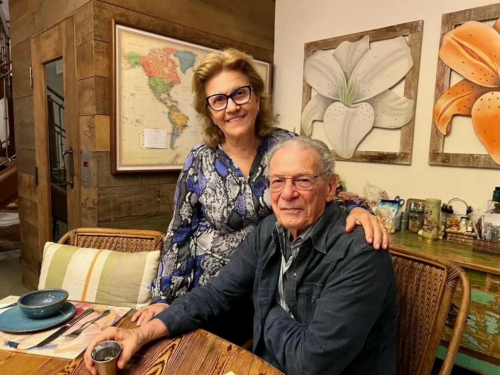 Aylmer Chieppe Celebra 90 Anos em Festa Memorável na Fazendinha, Reunindo Família e Amigos Próximos 1 Aylmer Chieppe Celebra 90 Anos em Festa Memorável na Fazendinha, Reunindo Família e Amigos Próximos