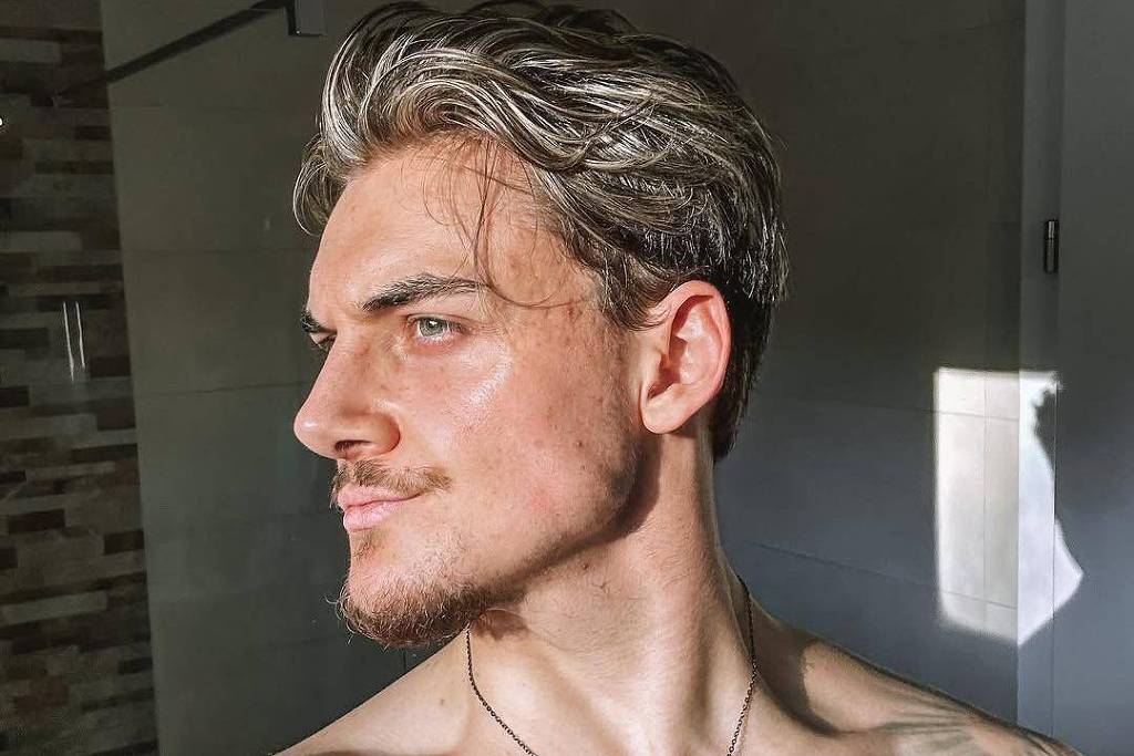 Looksmaxxing: A polêmica tendência de jovens que batem no próprio rosto em busca da perfeição