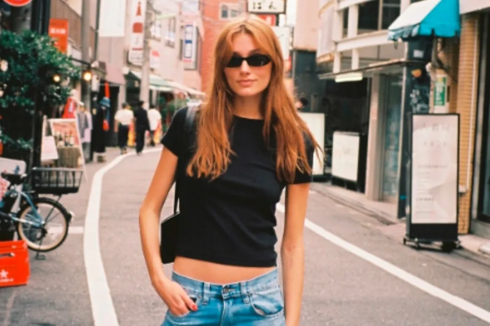 Óculos Oval: O Acessório Minimalista Que Dominou o Estilo das Famosas e Fashionistas