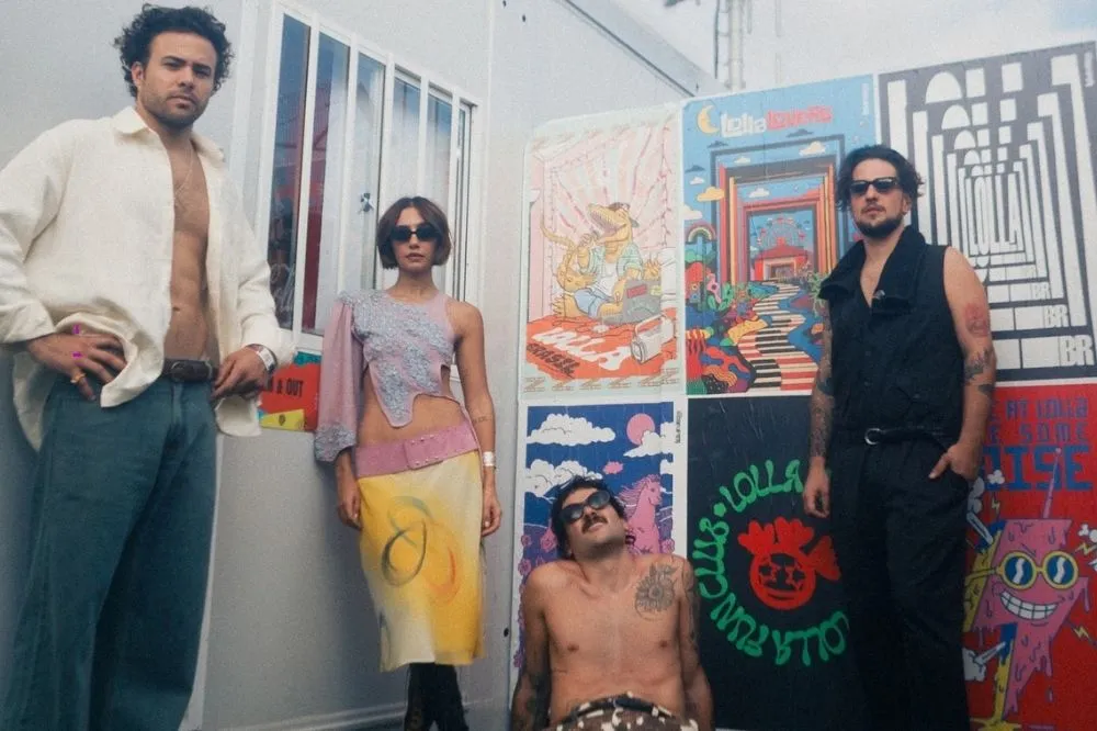 Foto em Grupo: A Nova Banda Que Inspira Jovens a Sair da Zona de Conforto e Explorar Novos Sons no Lollapalooza